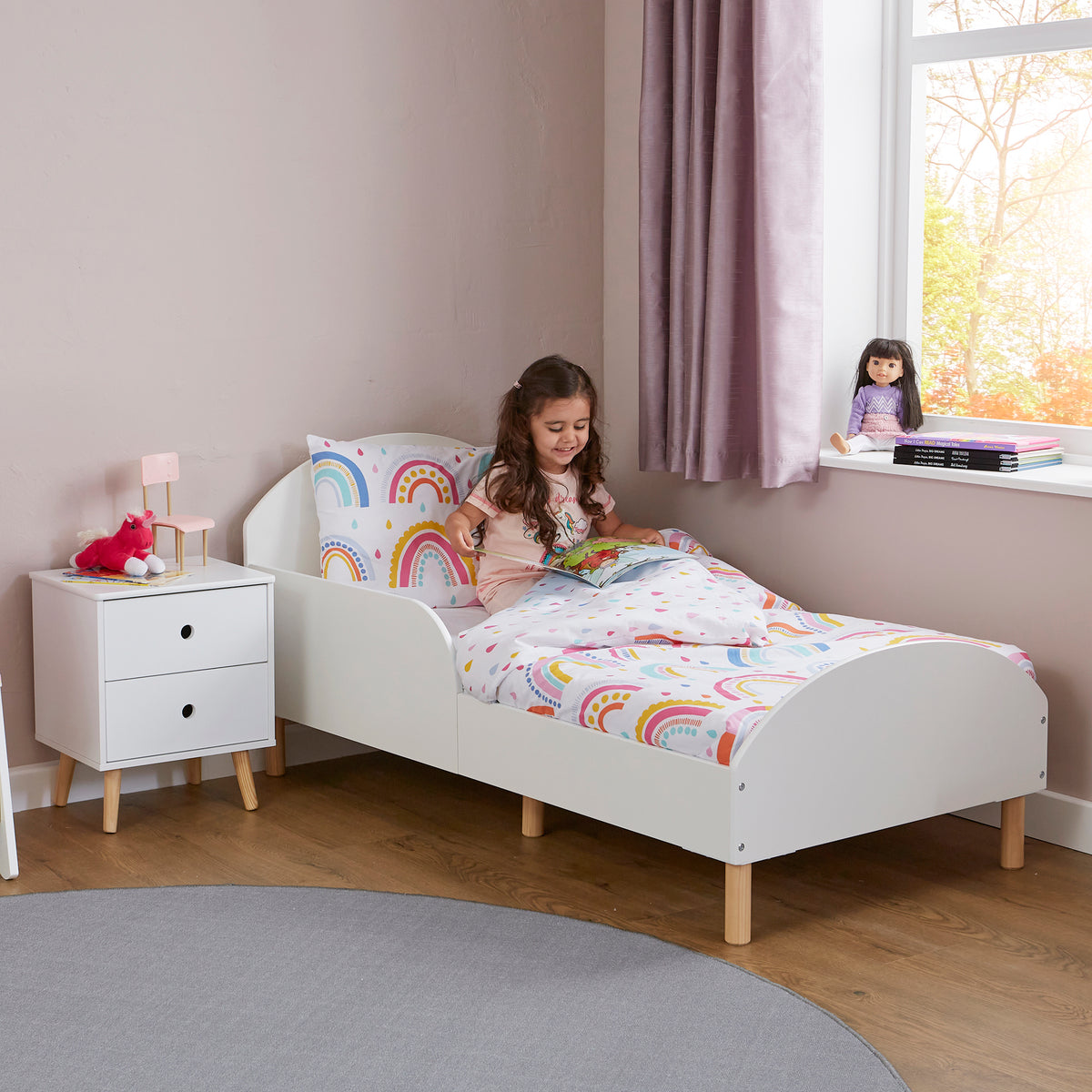 White toddler bed discount