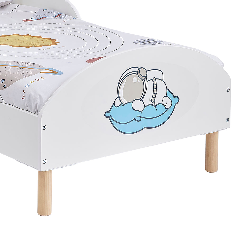    LHT11043SPA-kids-space-toddler-bed-close-up-2