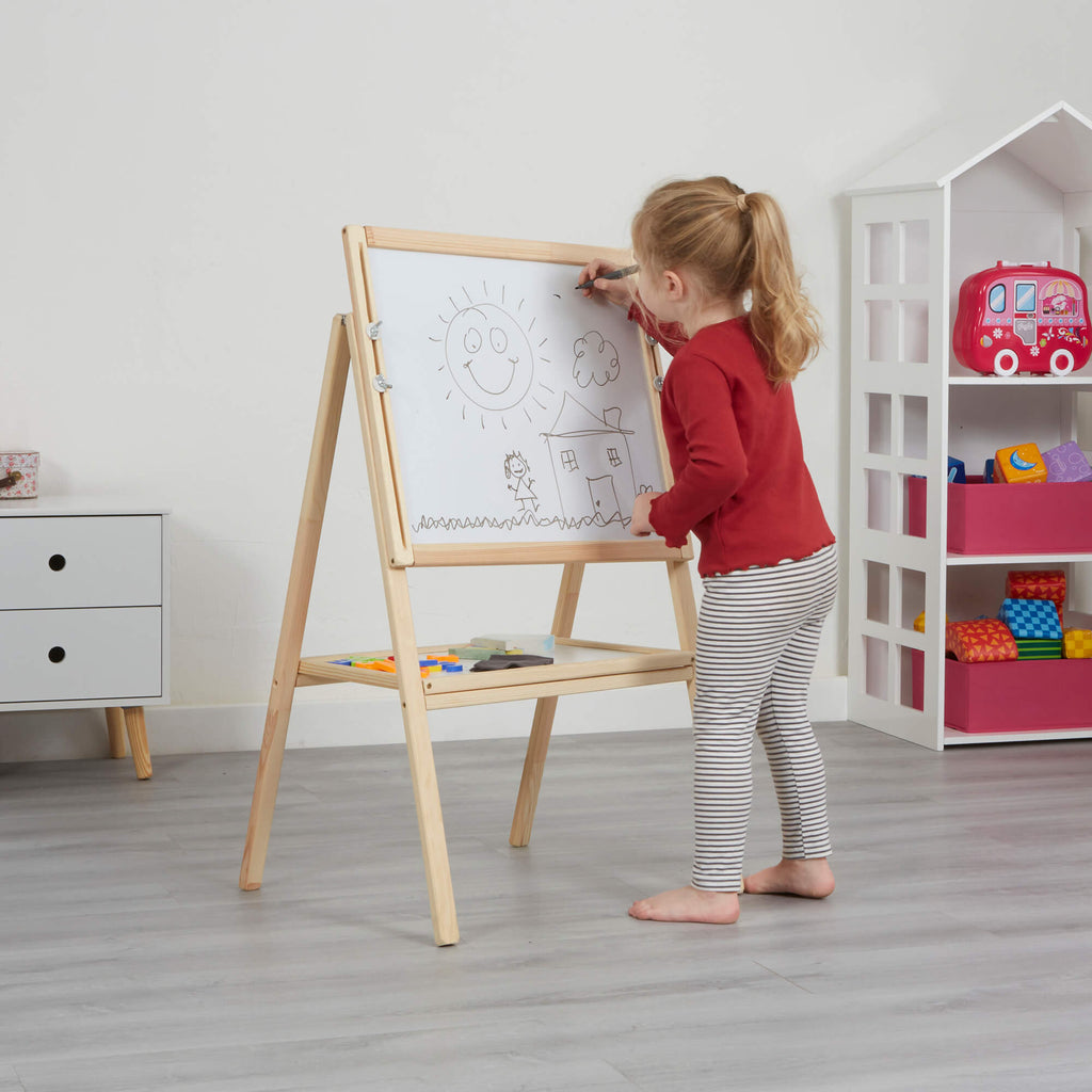 LHTMS1-height-adjustable-easel-lifestyle-wipe-board-eliza-1