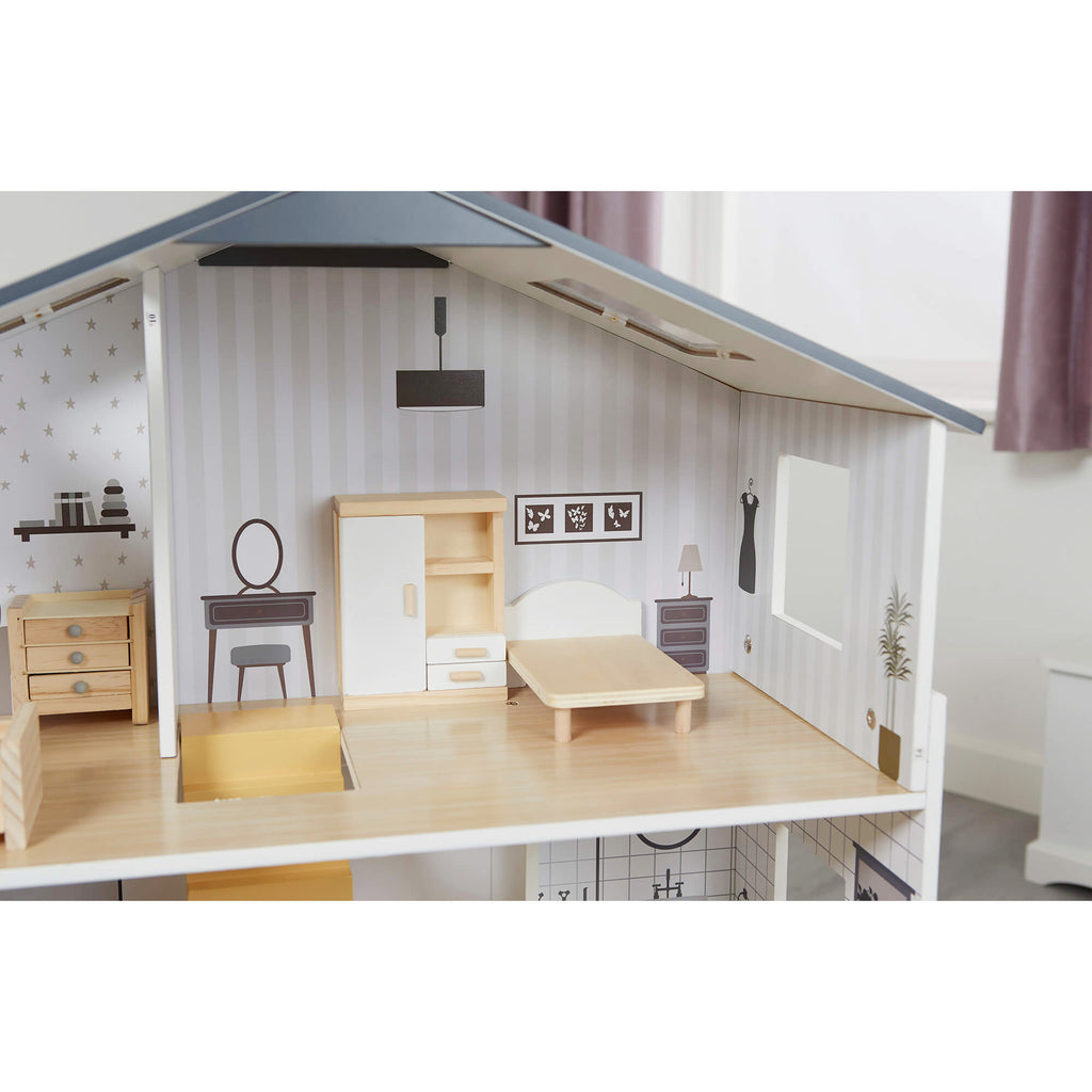      LHTZ002-contemporary-dollhouse-lifestyle-close-up-bedroom