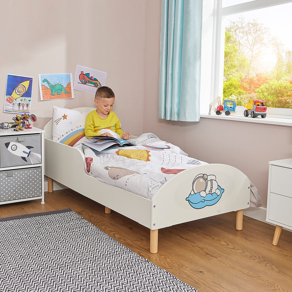 LHT11043SPA-kids-space-toddler-bed-lifestyle-ollie-1