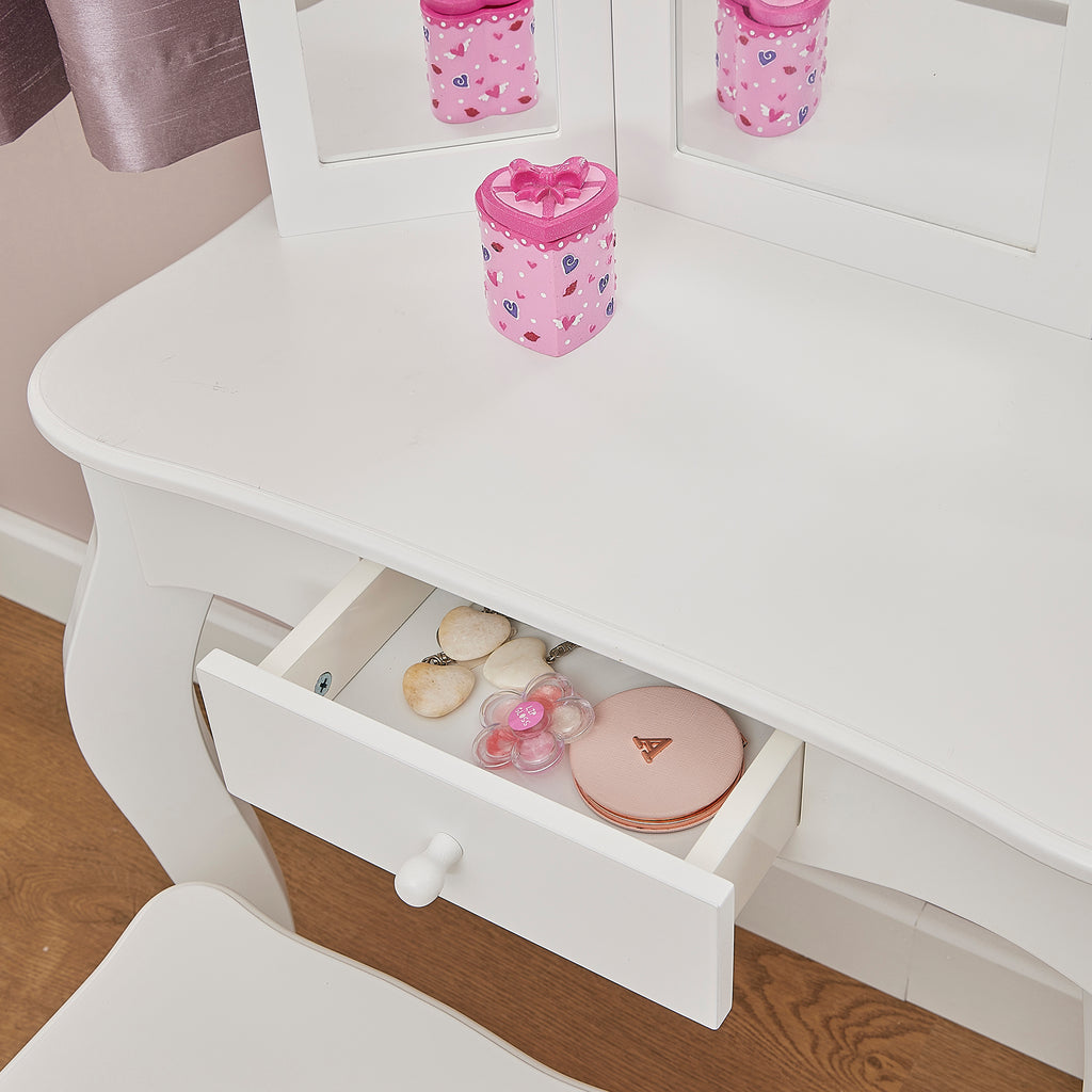    LHT6639-kids-vanity-table-with-stool-lifestyle-close-up-1