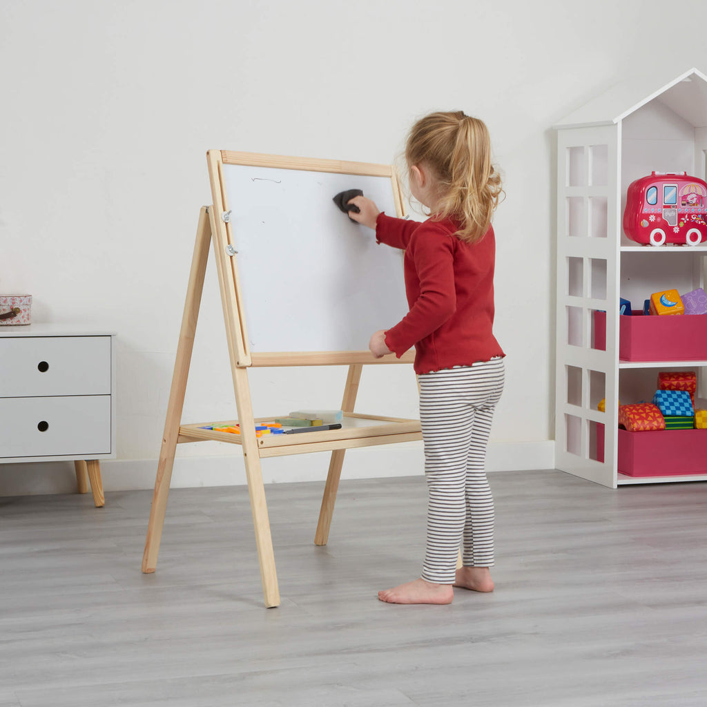    LHTMS1-height-adjustable-easel-lifestyle-wipe-board-eliza-2