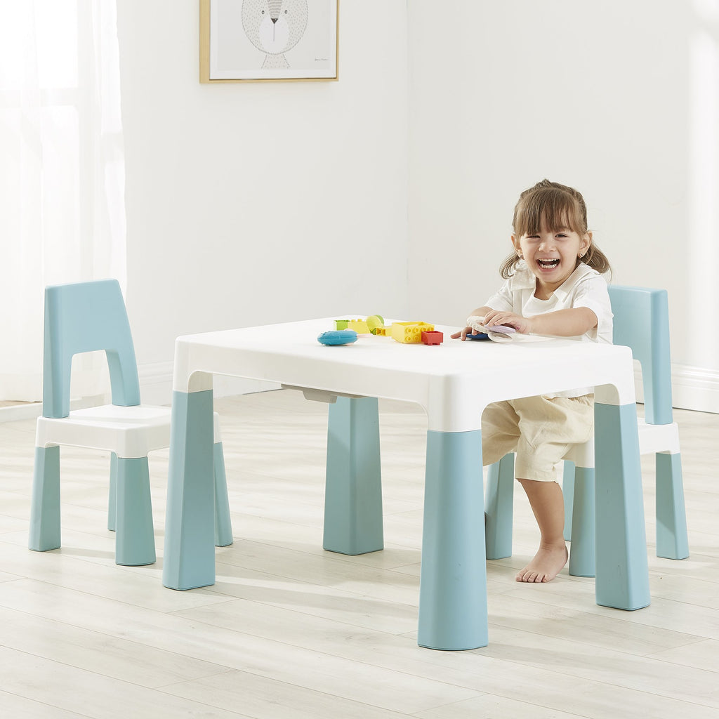 bs8817g-best-baby-white-and-green-table-and-2-chairs-lifetstyle-girl-1